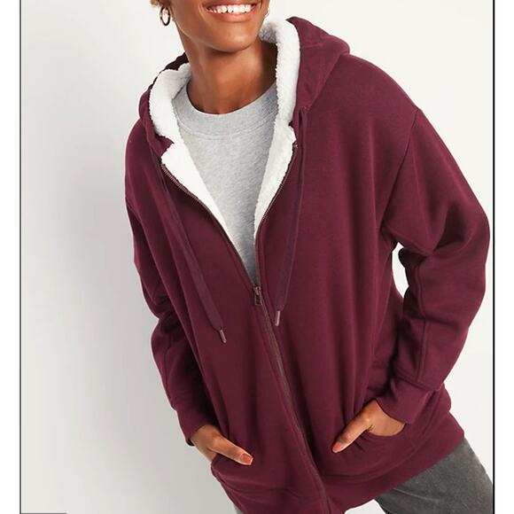 Old Navy Womens Cozy Oversized Sherpa Lined Burgundy Zip Hoodie NEW XS Petite - Picture 1 of 12